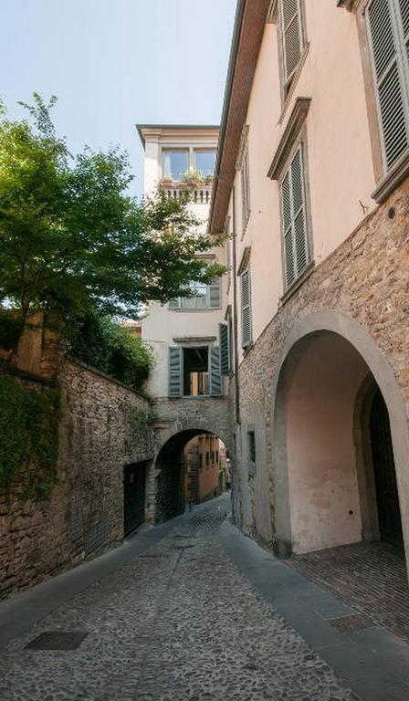 B&B La Torretta Di Via Tassis Бергамо Екстериор снимка